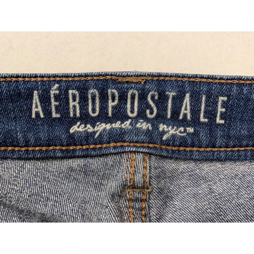 Aeropostale‎ Womens Bermuda Shorts Size 2 Distressed Cuffed Blue Denim